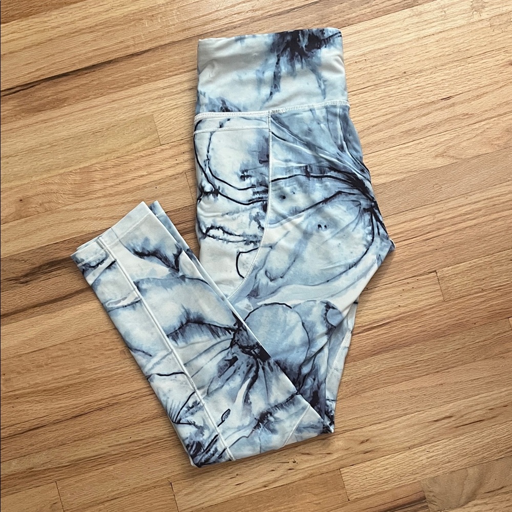 Elegant Calia Marble Print Leggings. Bundle and save!